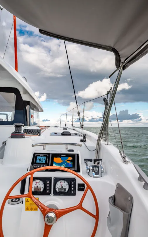 Seraltius Charter Boat