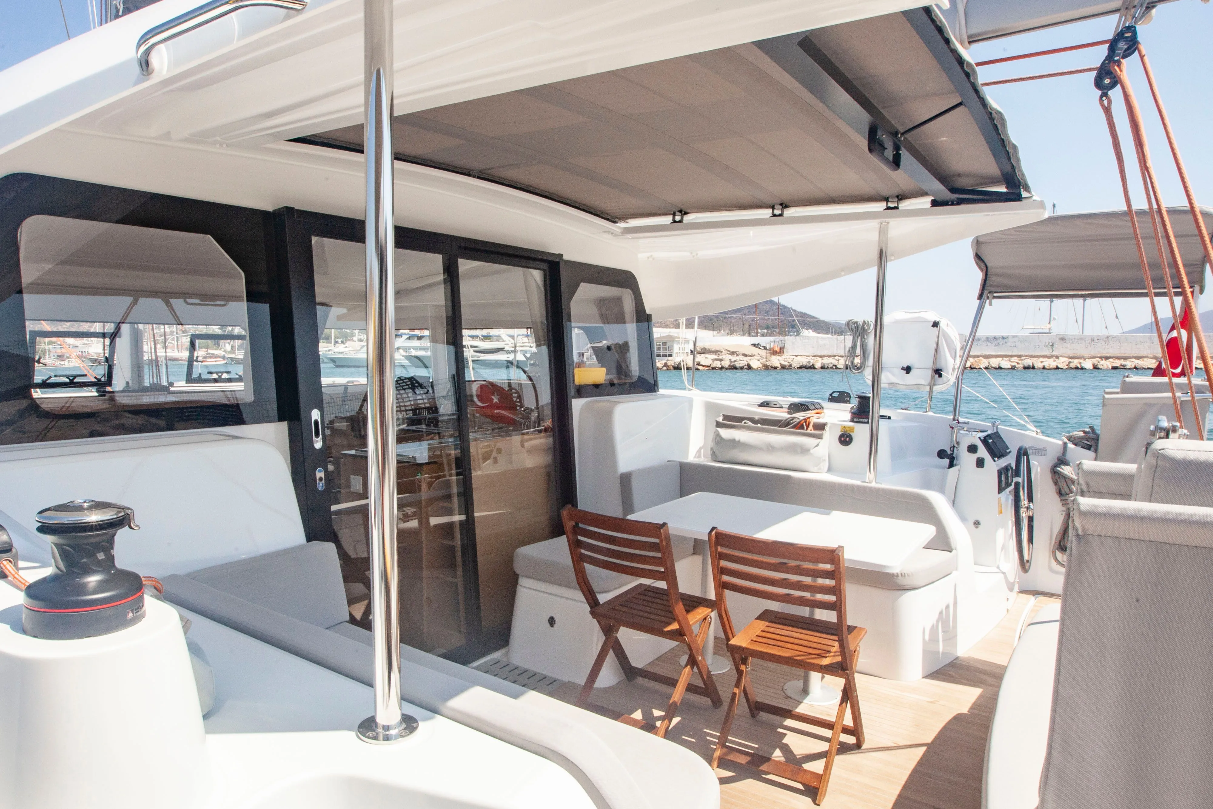 Rent a 11.33m 5 Cabin Catamaran in Fethiye
