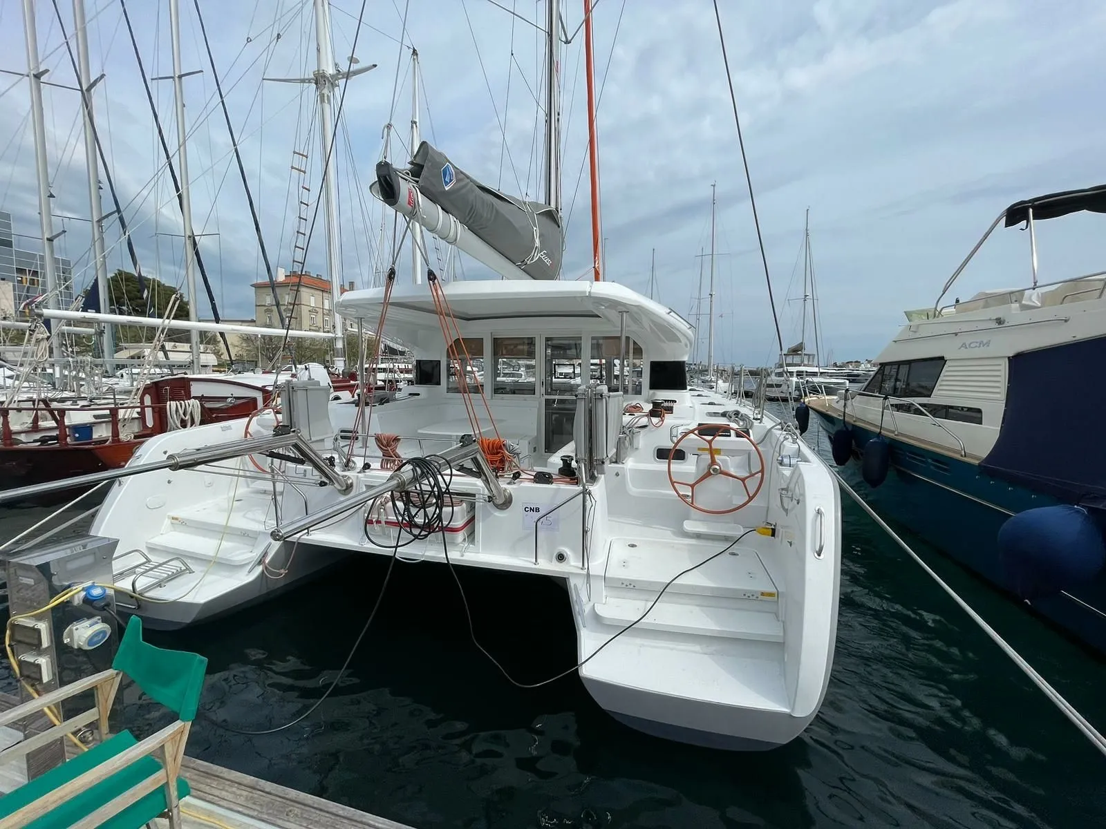 Zara Charter Boat