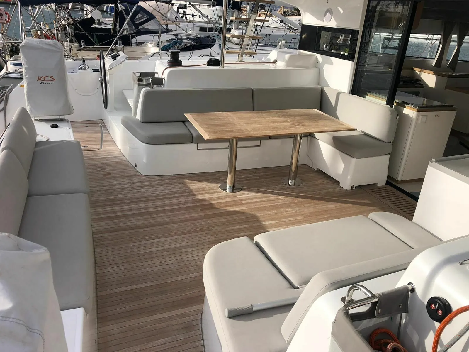 Avatar Charter Boat