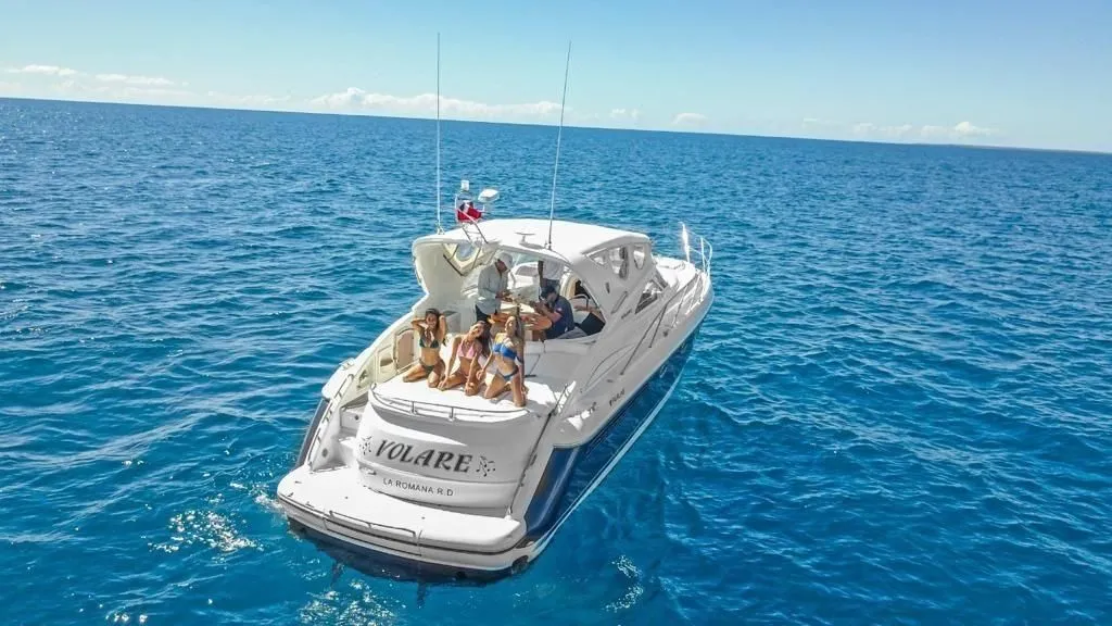 Charter a 13.1m Boat in La Romana