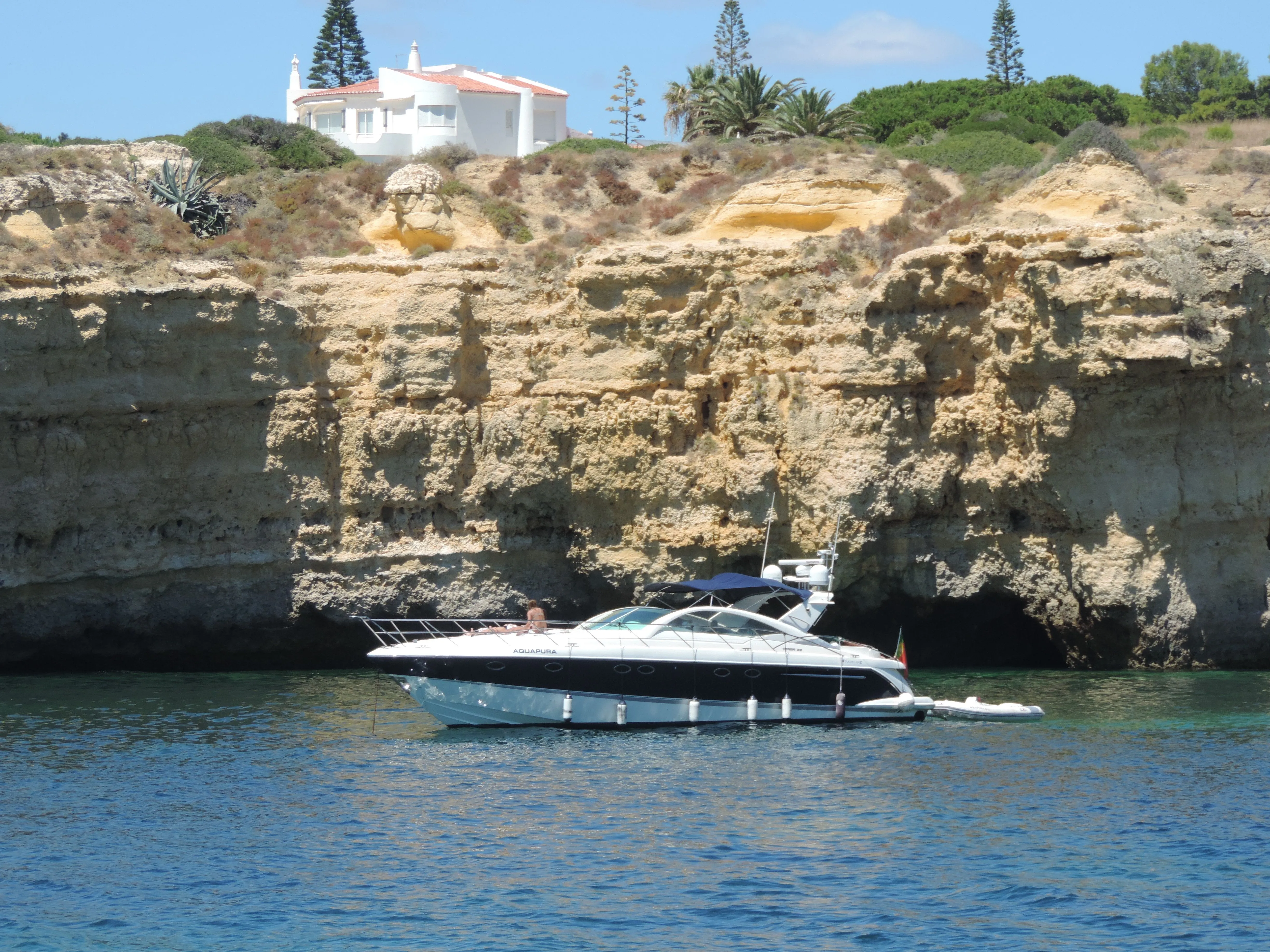Charter a 15m 3 Cabin Motor Yacht in Cascais