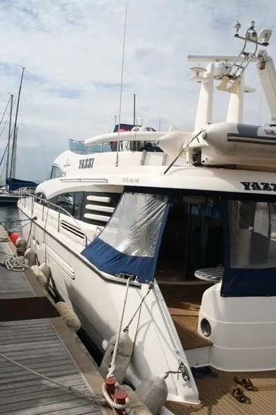 Yazzi Kiralık Teknesi