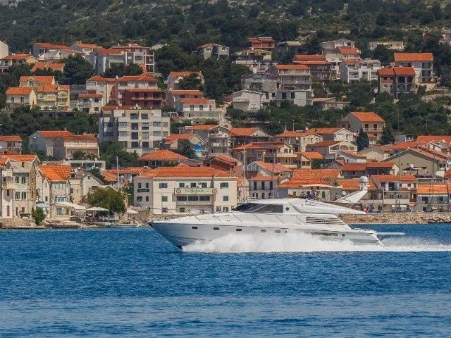 Sunshine Charter Boat
