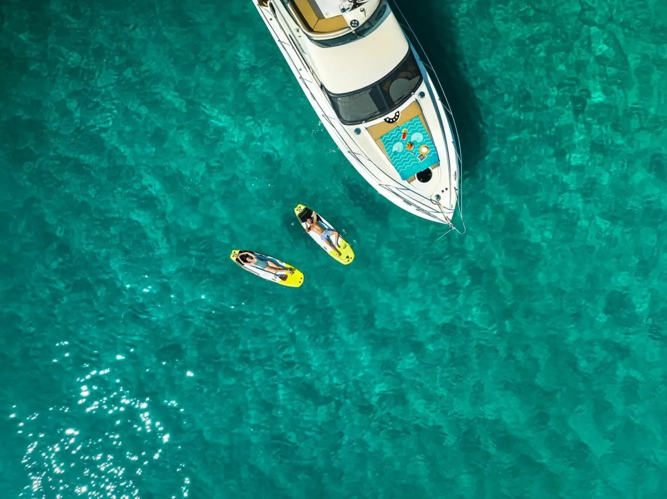 No Name Charterboot - 3