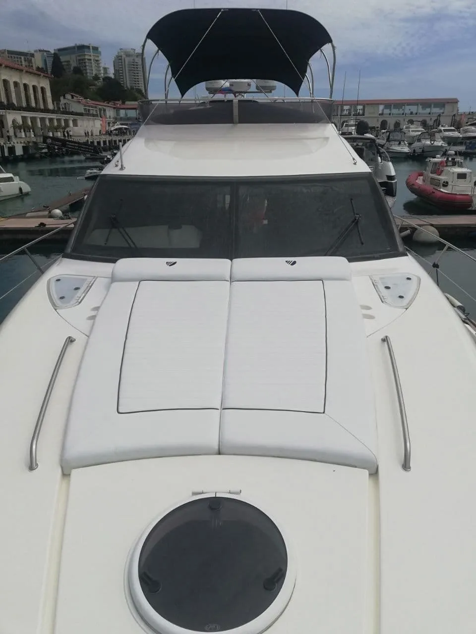 Aura Mietboot