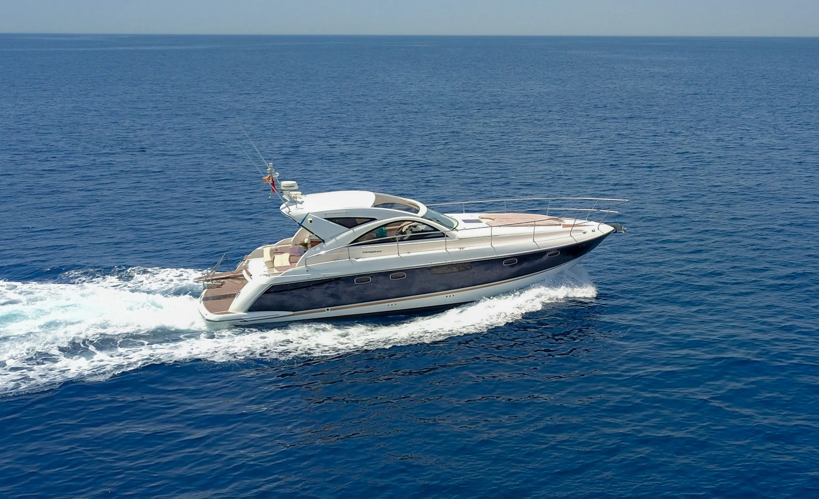 13.41m Barcelona Motor Yacht Hire