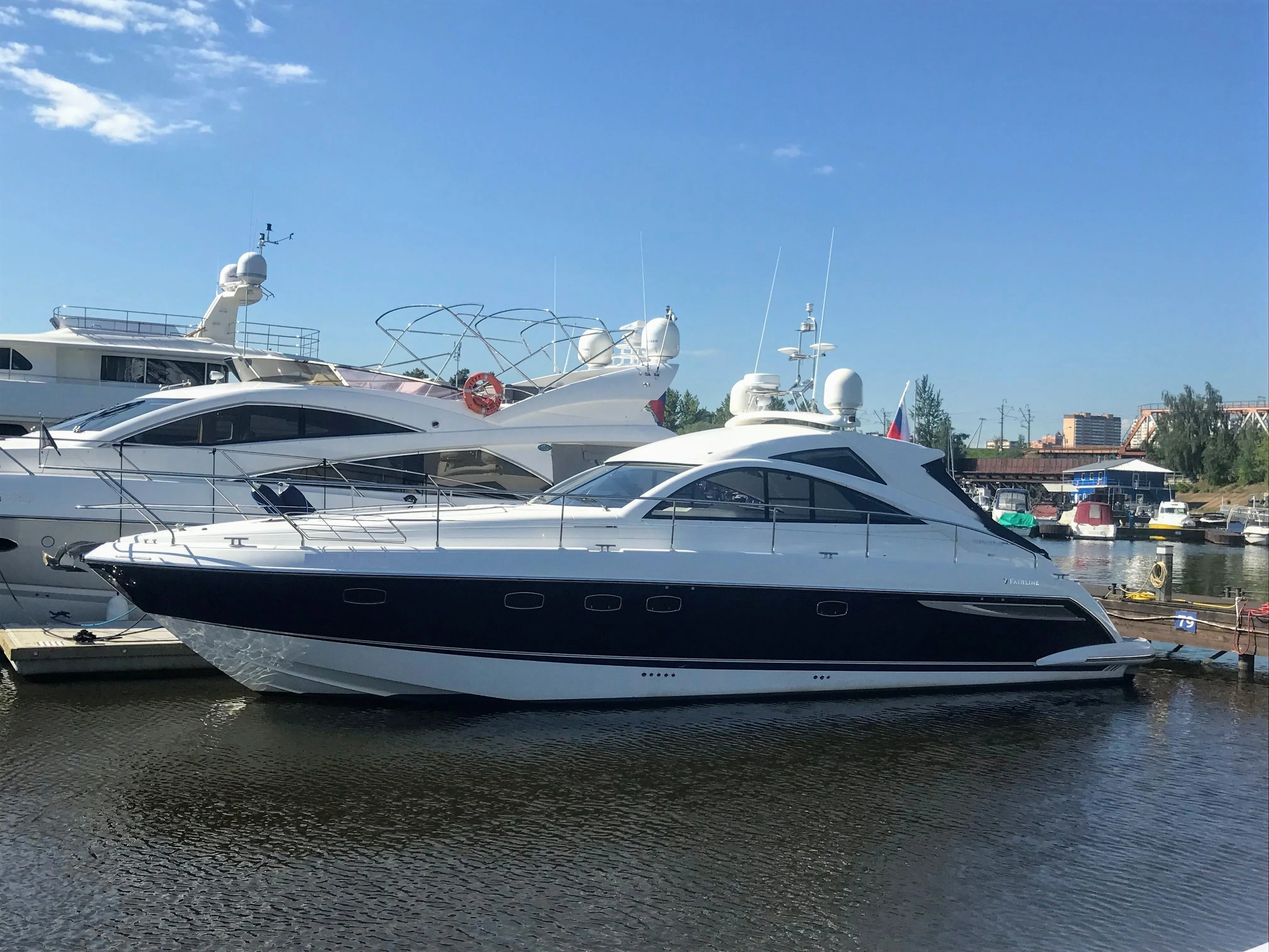 Rent a 14.35m Fairline Targa 47 Motor Yacht in Gelendzhik
