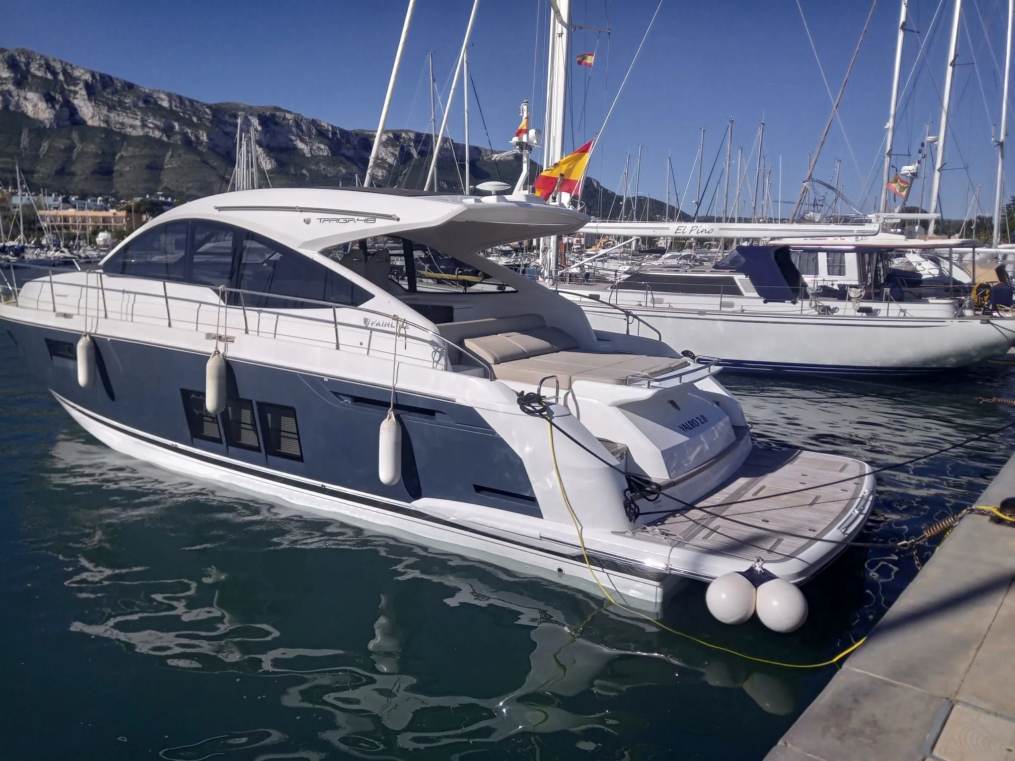 Rent a 13.78m Motor Yacht in Denia