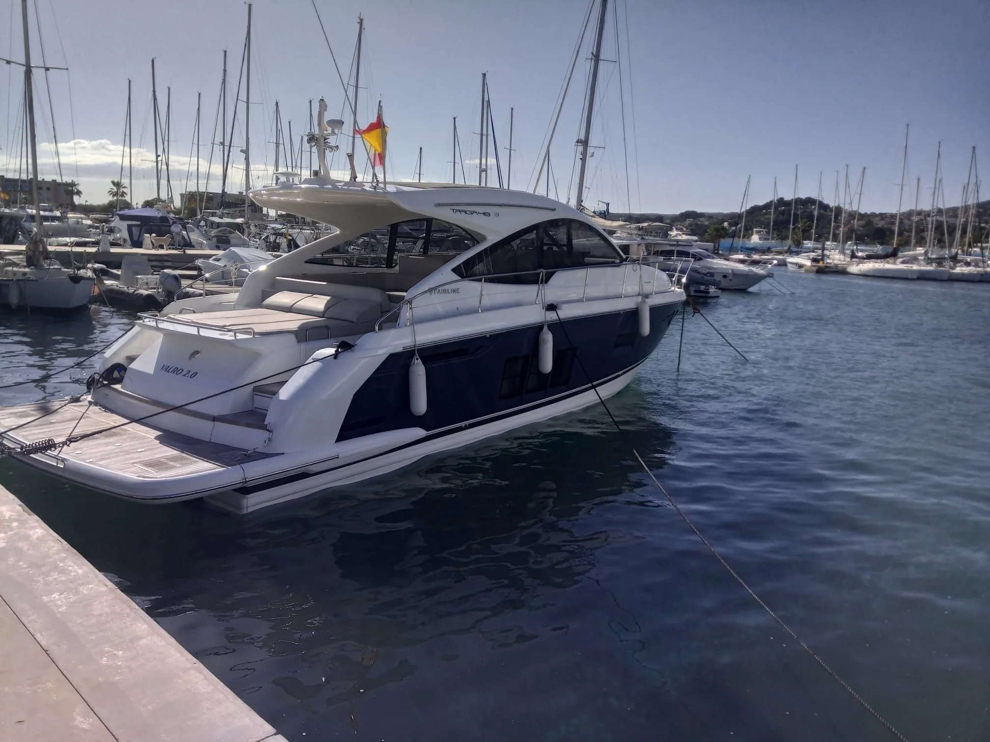 Rent a 13.78m Motor Yacht in Denia