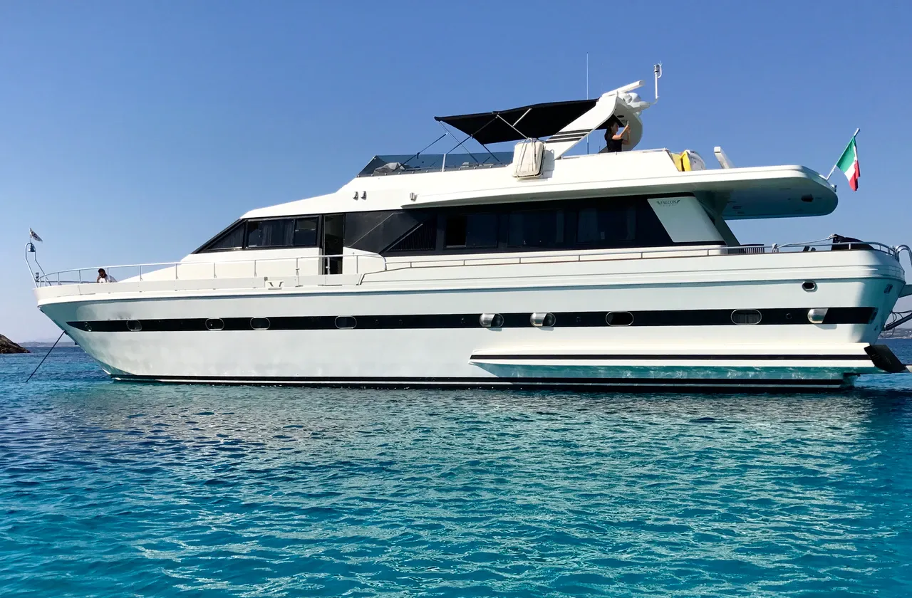 Porto Rotondo Kiralık Falcon 76 23m Motoryat