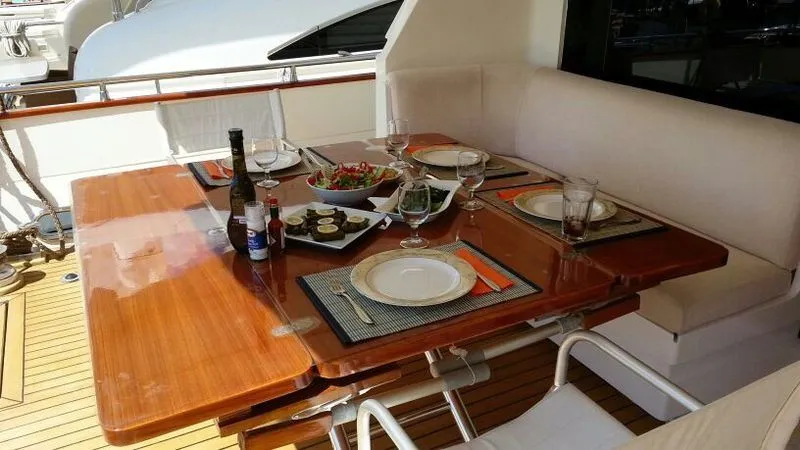 Vega Kiralık Teknesi - 5