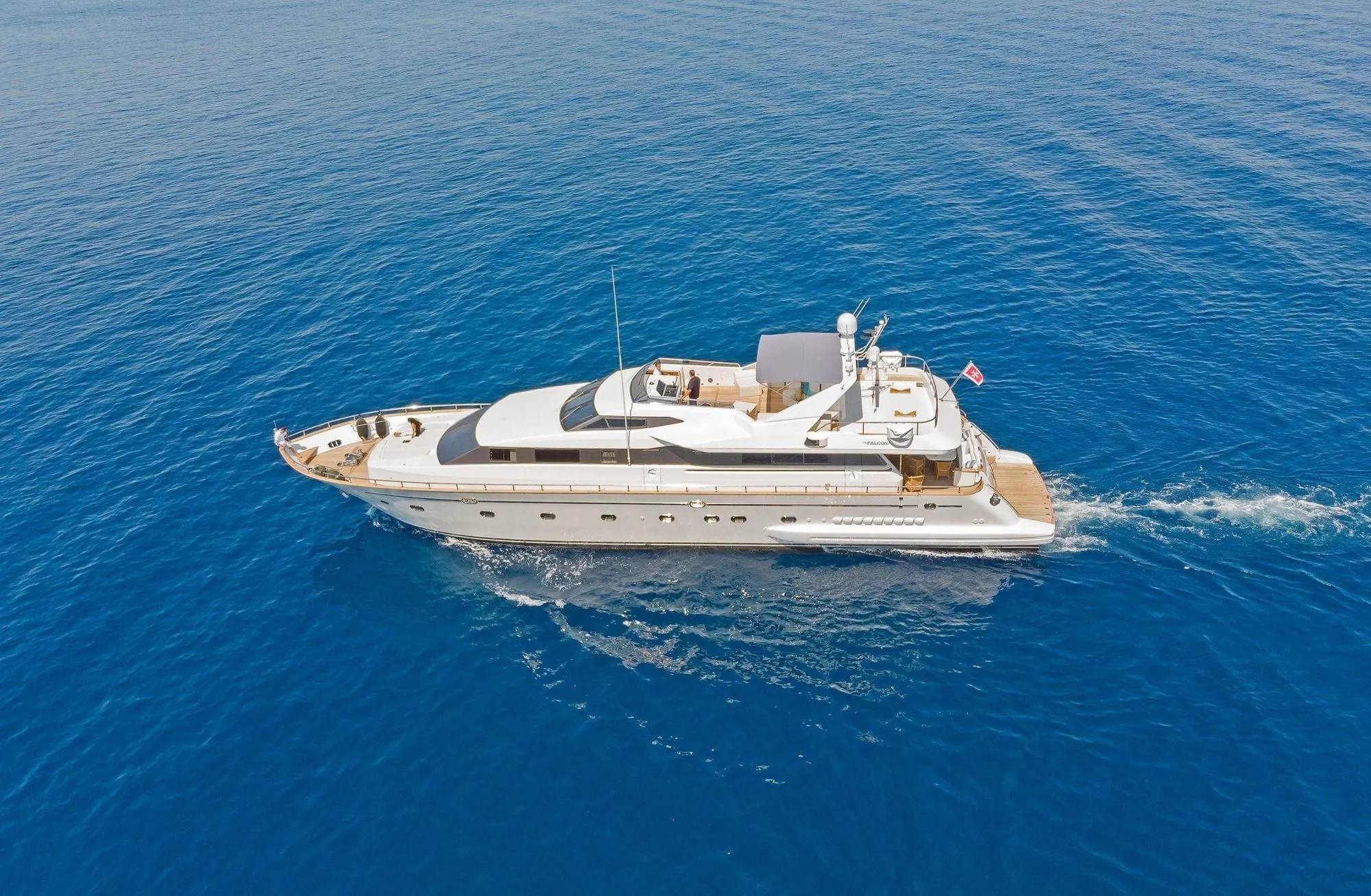 33m Elliniko Motor Yacht Falcon 92 Hire