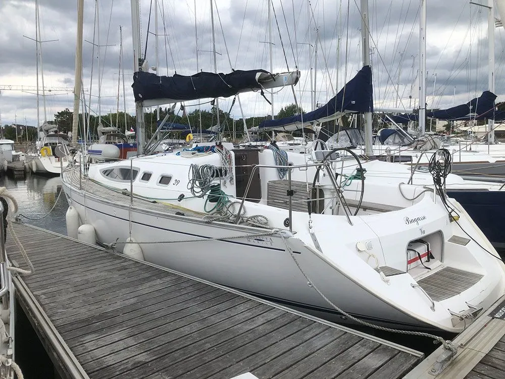 Bagasse Charter Boat - 1