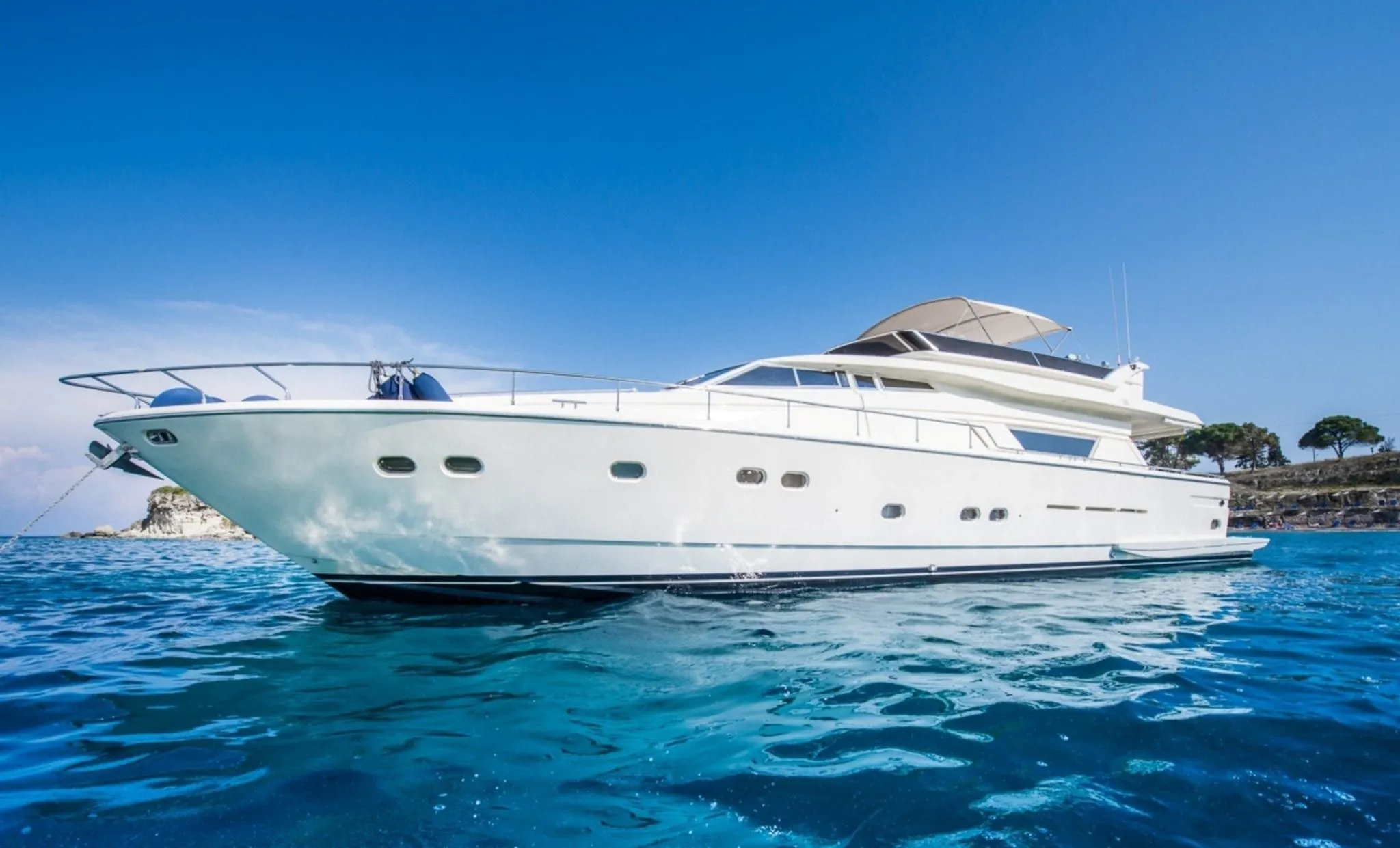 Vento Charter Boat