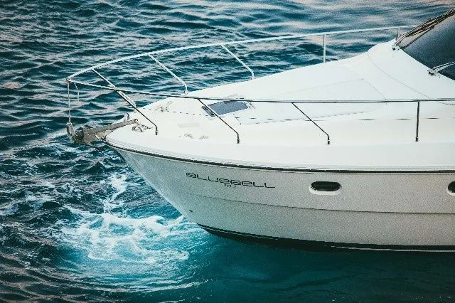Charter a 14.35m Ferretti 460 in Podstrana