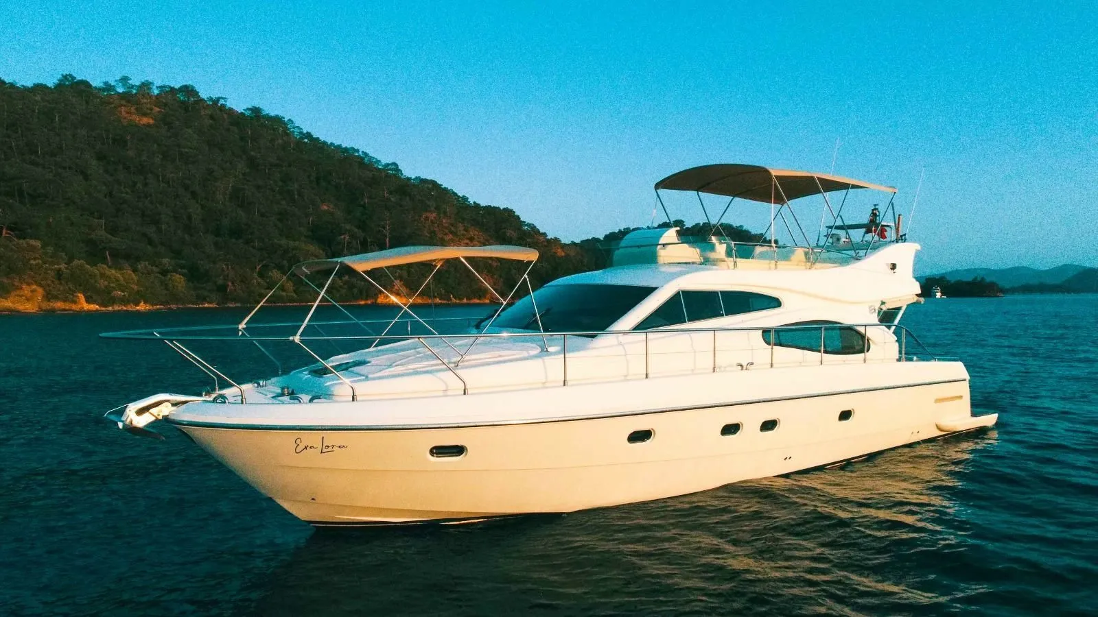 Eva Lora Charterboot - 4