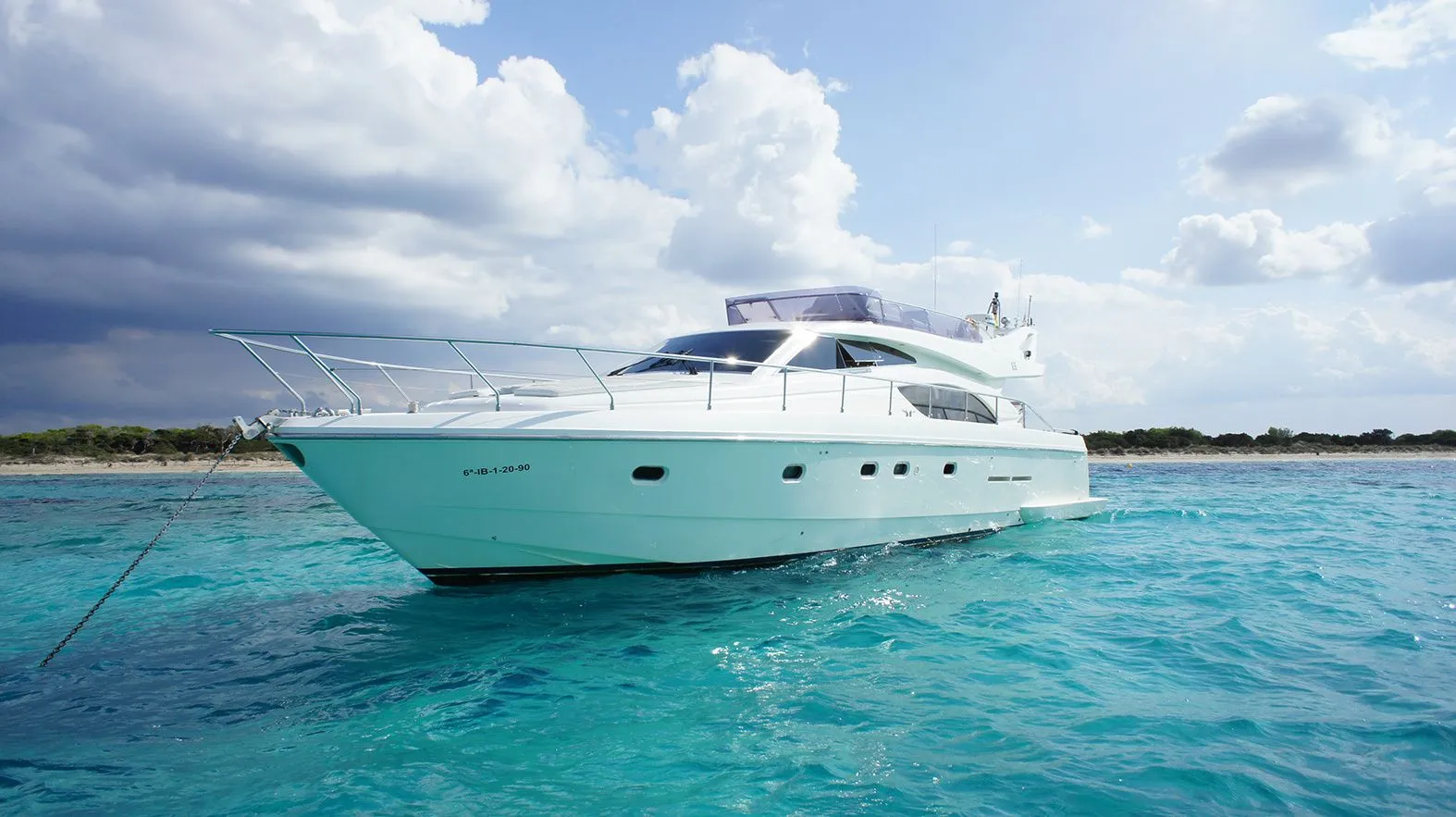 Secret Charterboot - 1