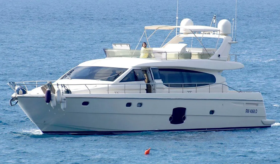 19.46m Vladivostok 3 Cabin Motor Yacht Hire