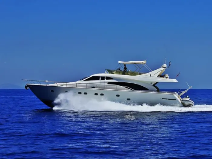Charter a 21.2m Ferretti 680 Motor Yacht in Athens