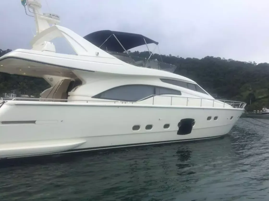 Dona Neli Charter Boat