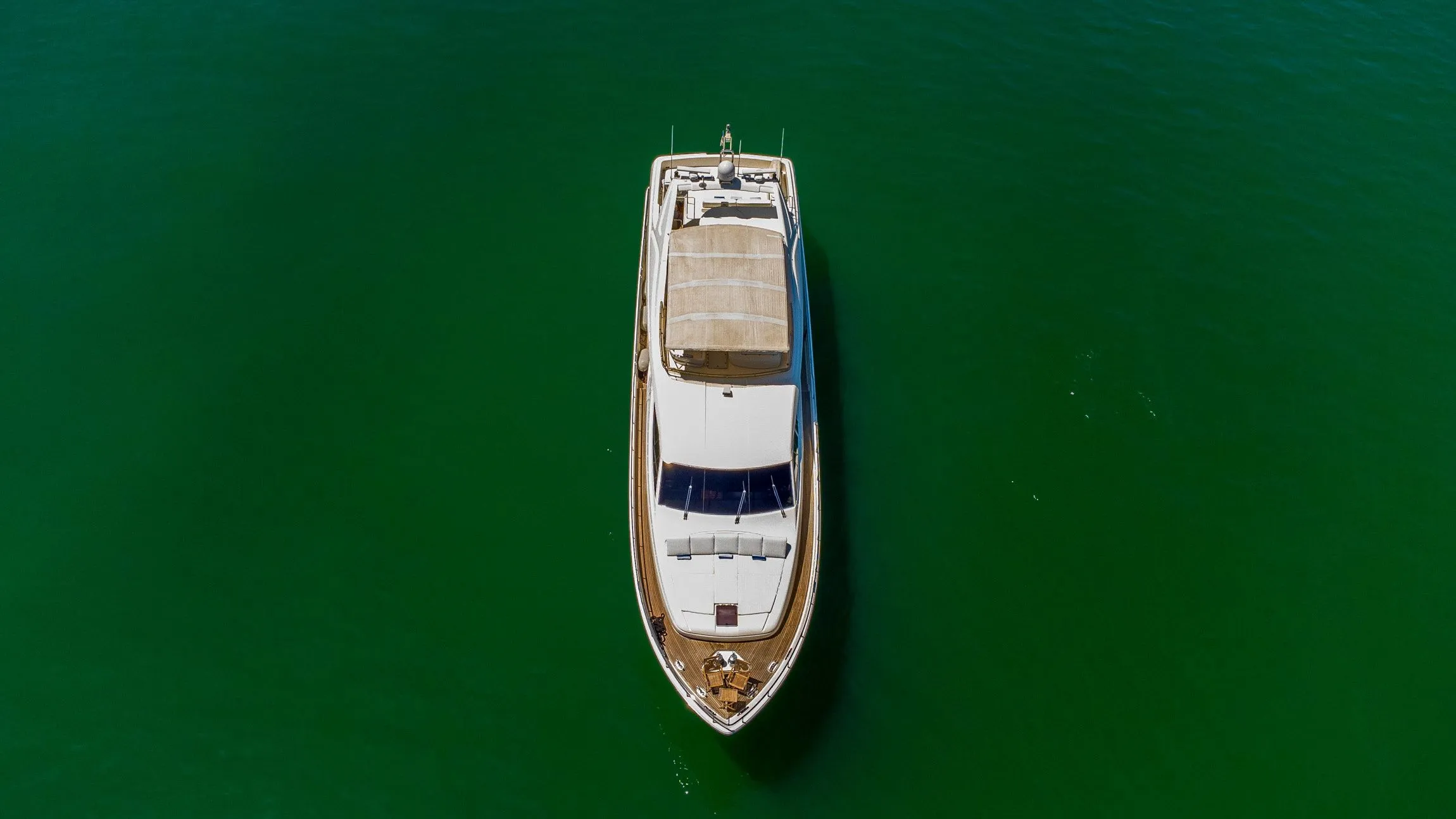 Rent a 27m Ferretti 880 Motor Yacht in La Paz