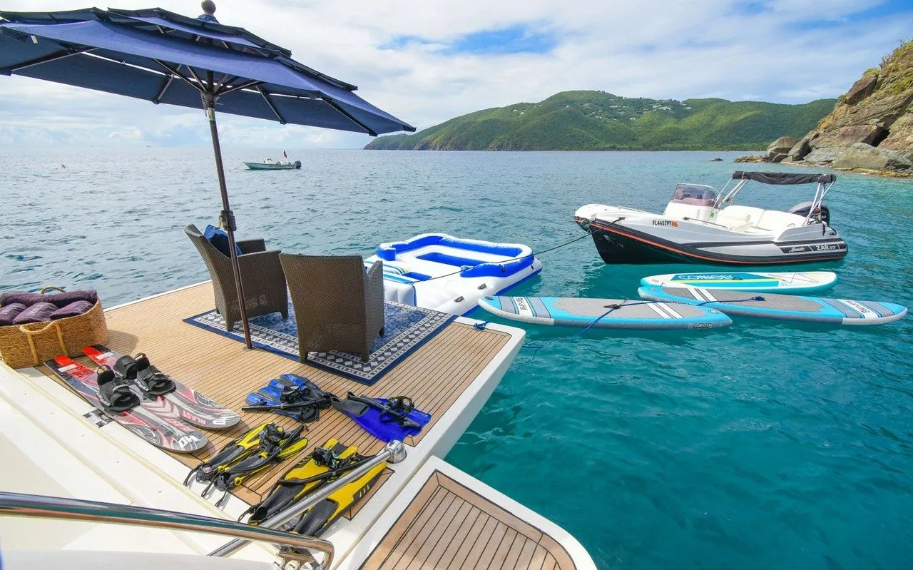 Indulge 2 Charter Boat
