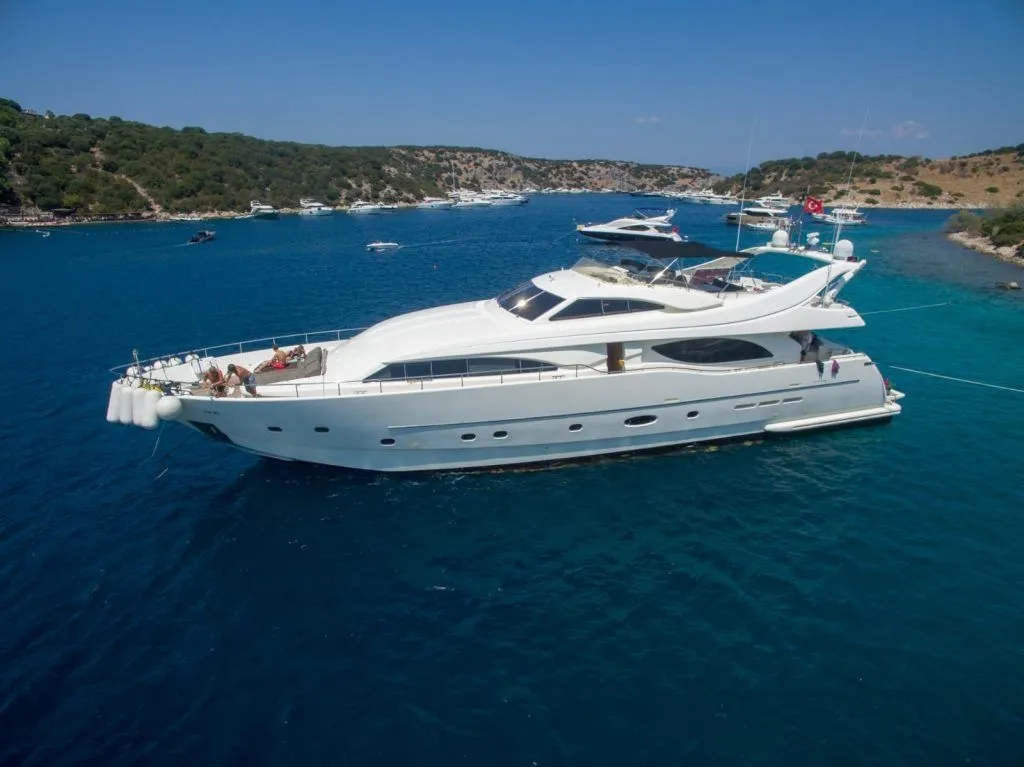 30m Bodrum Motor Yacht Ferretti 94 Hire