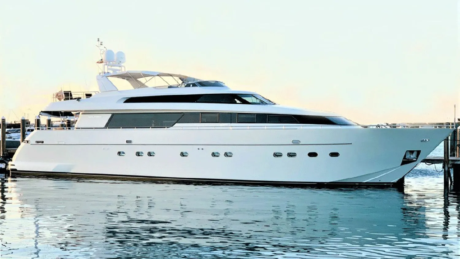 Infinitas Charter Boat