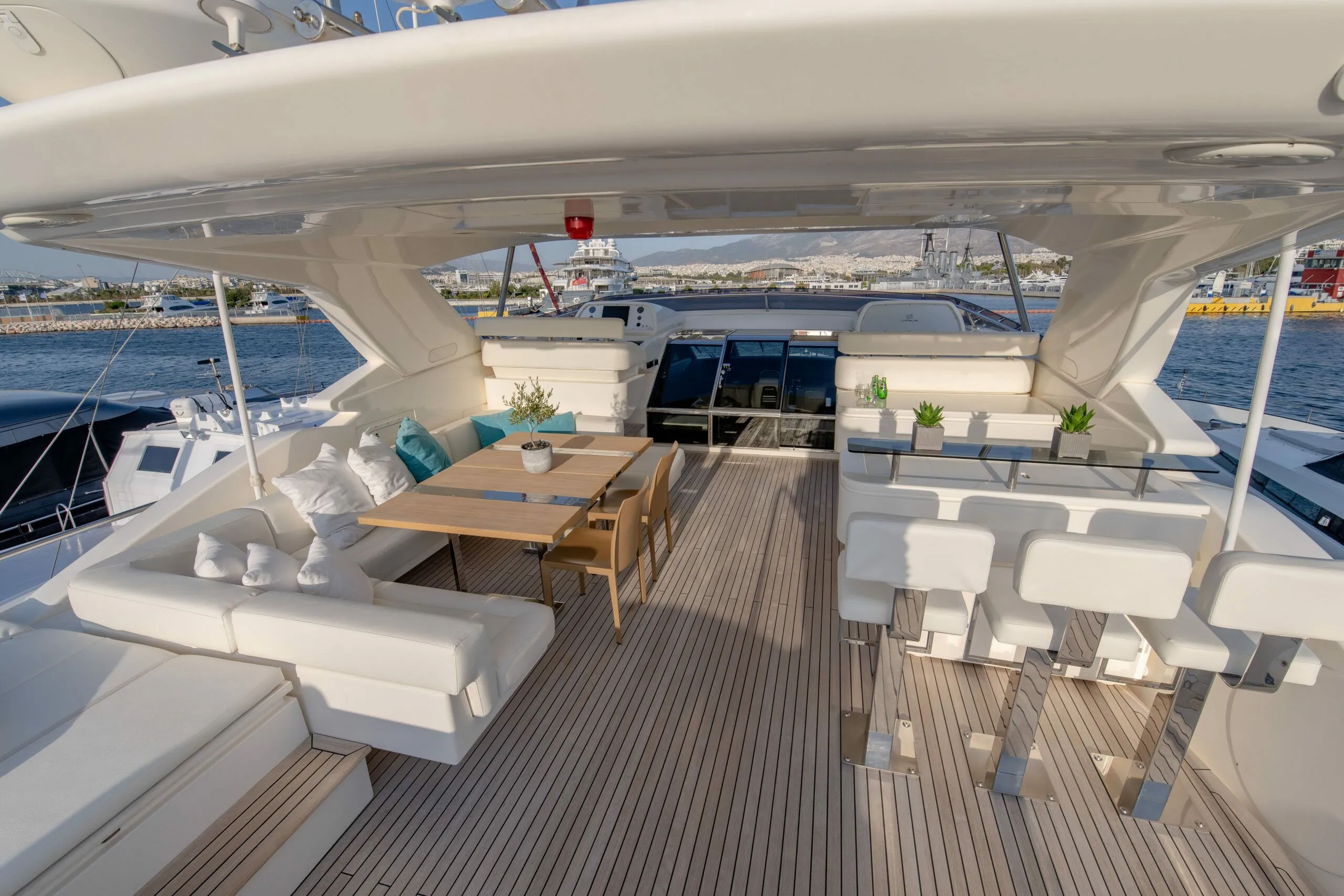 30.6m Athens Motor Yacht Ferretti Custom Line 100 Hire