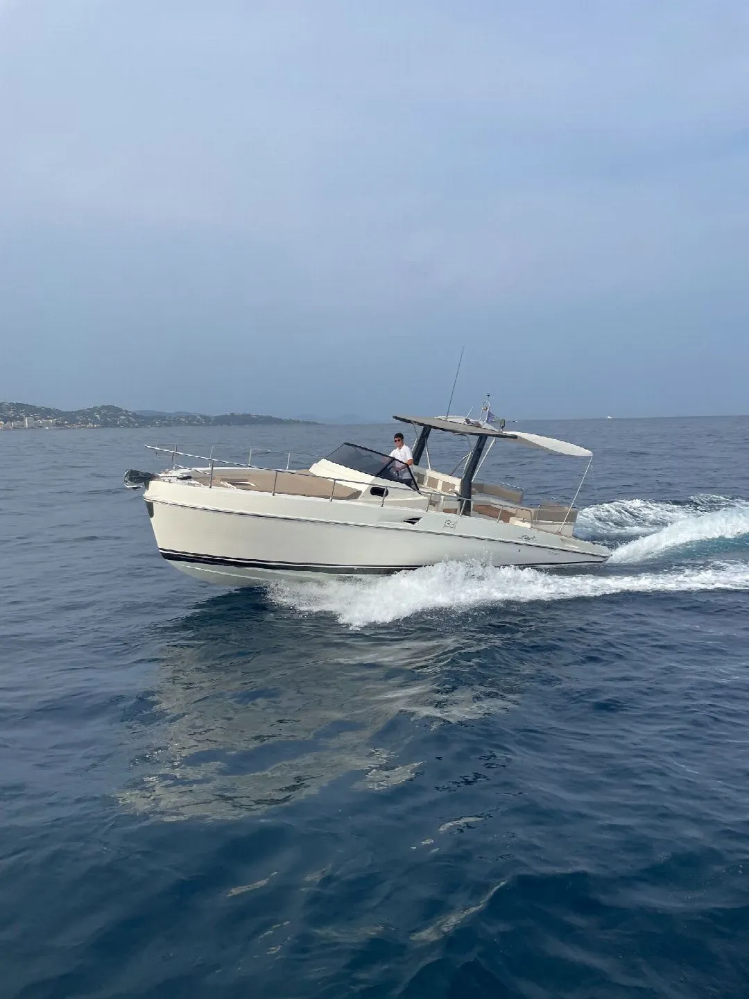 Rent a 10.4m Fiart 33 in Grimaud