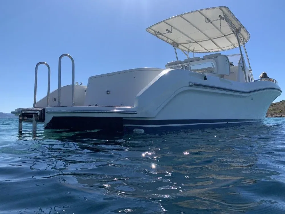11m Cagliari Firebird F36 Motor Yacht Hire
