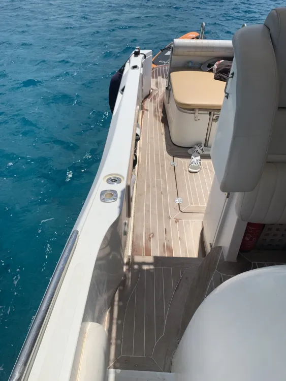 H2O Charter Boat