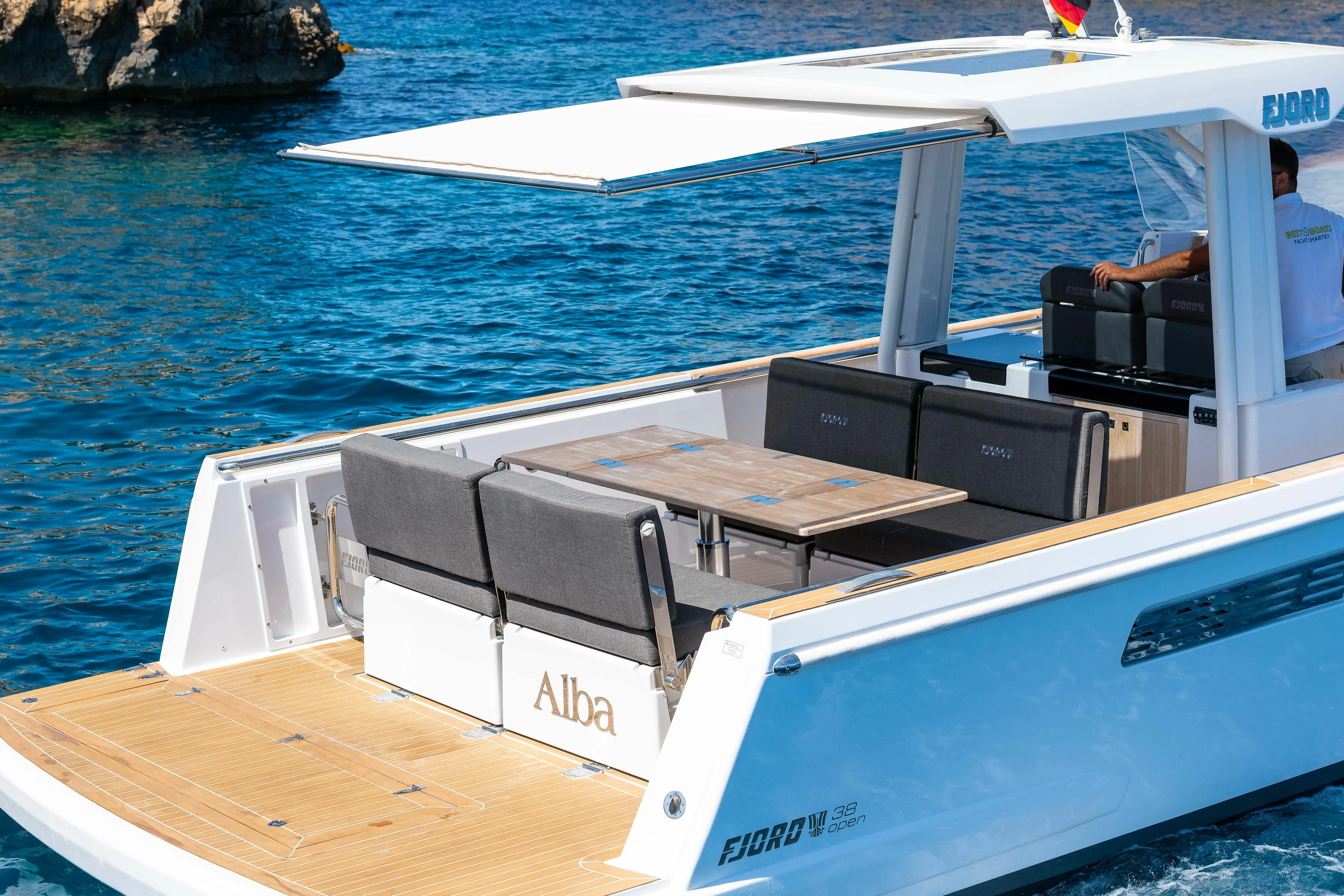 12.1m El Toro Fjord 38 Motor Yacht Hire