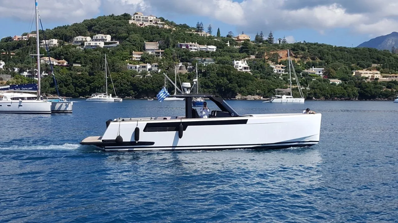 12.4m Gouvia Motor Yacht Fjord 40 Hire