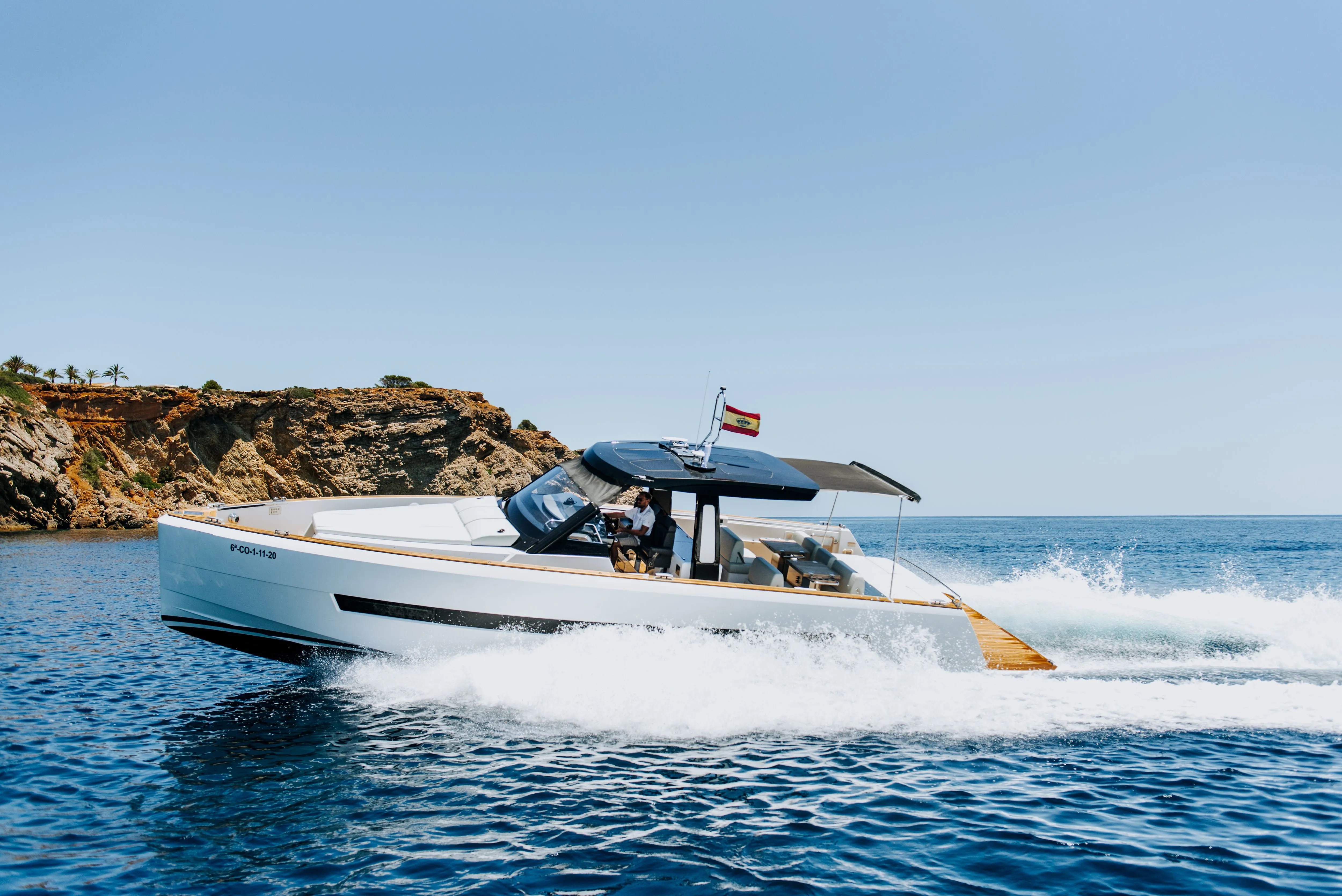 Чартер Lolo 2 - 4