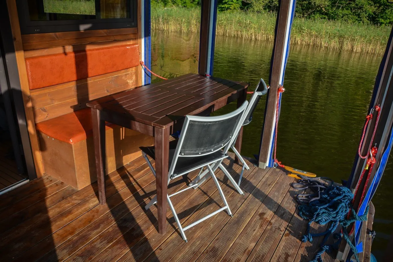 Charter a 7.5m Boat in Rheinsberg