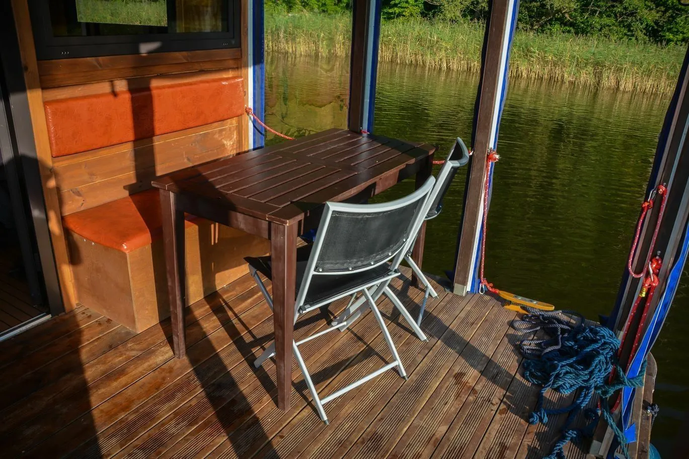 Inselblick 01 Charter Boat