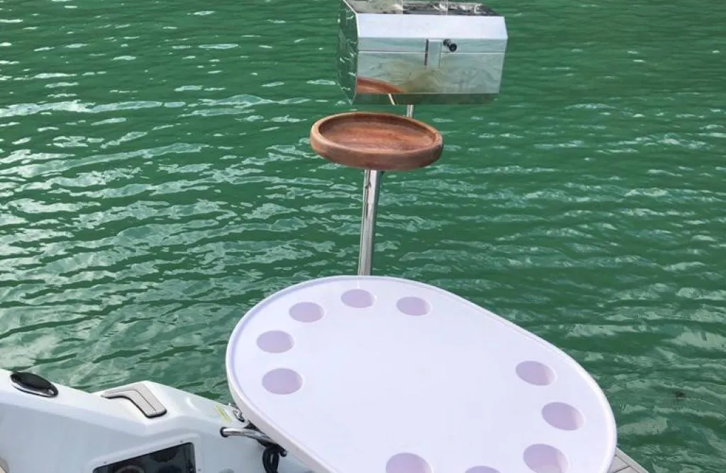 Dona Flor Charter Boat