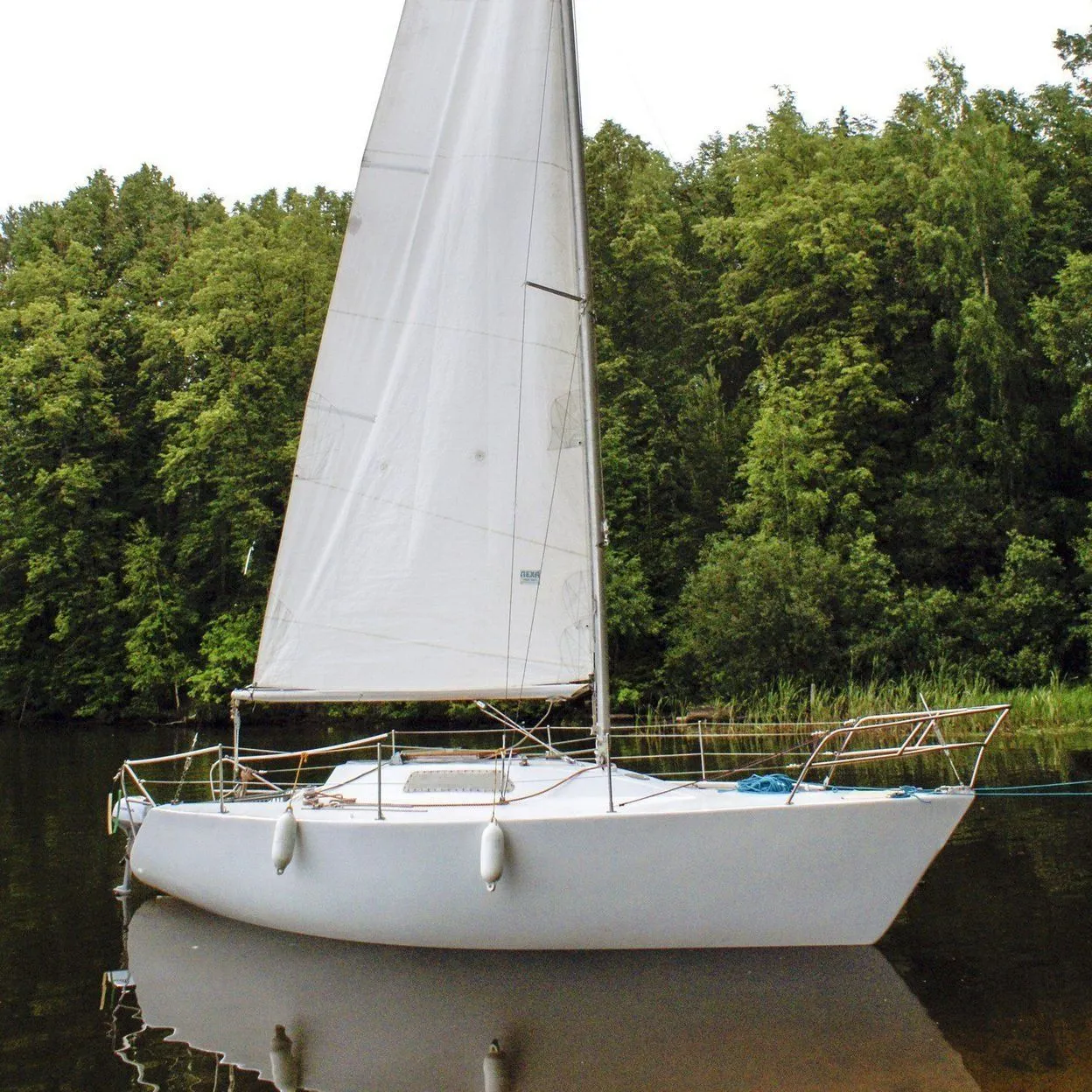 Explore Perm on a 6m Rental Sailing Yacht Focus 23