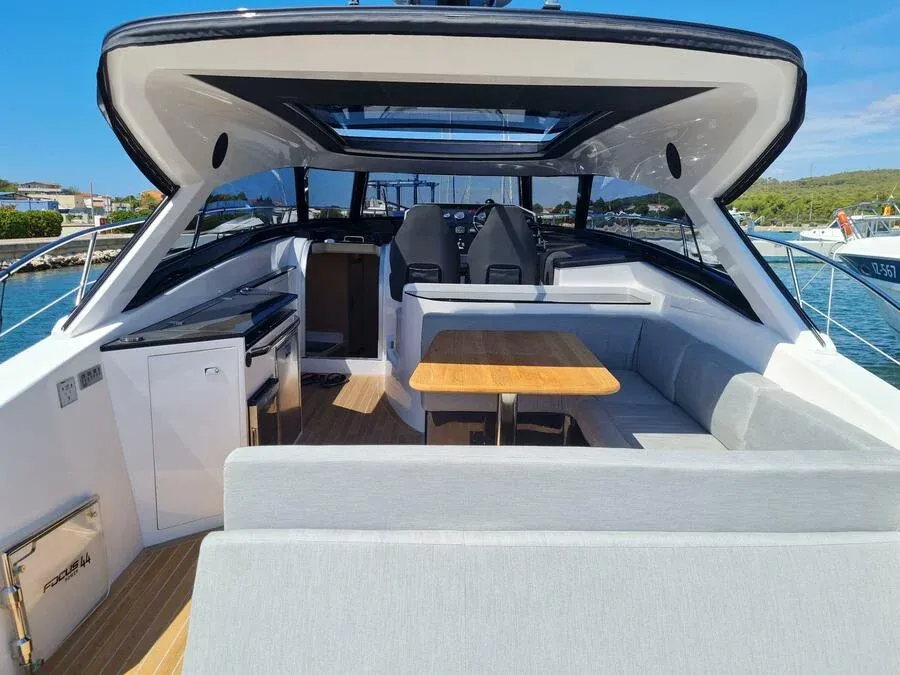 Чартер Boha - 3