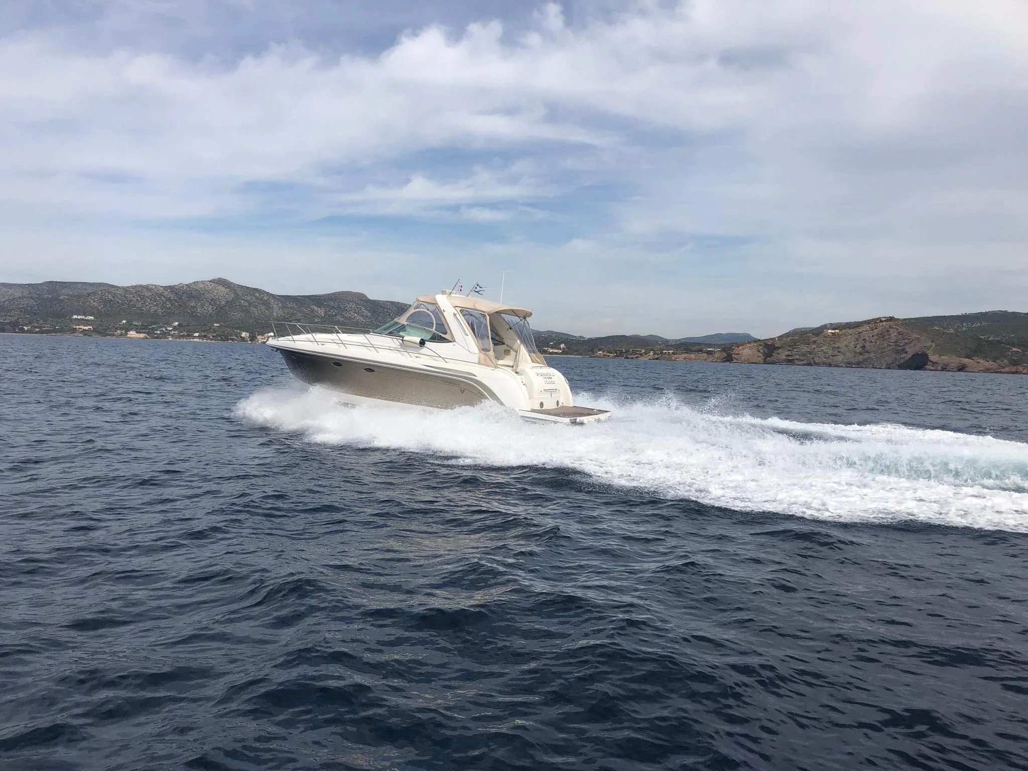 11.65m Athens Motor Yacht Hire