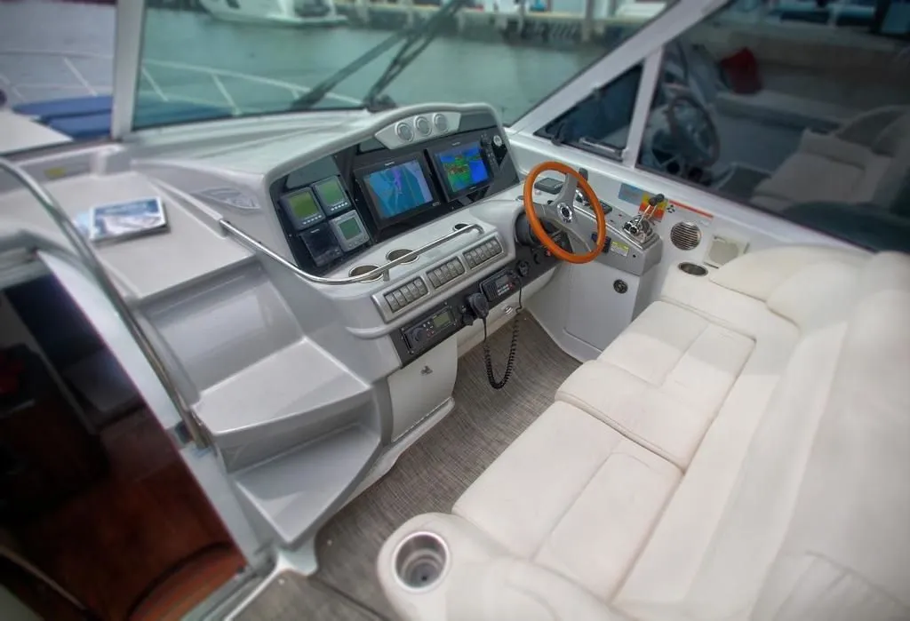 Alibi 48 Charter Boat