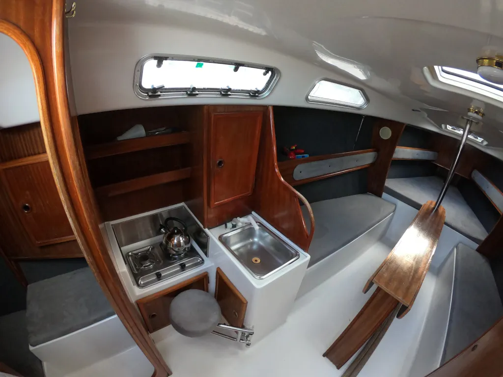 Nikczemnik Charter Boat - 4