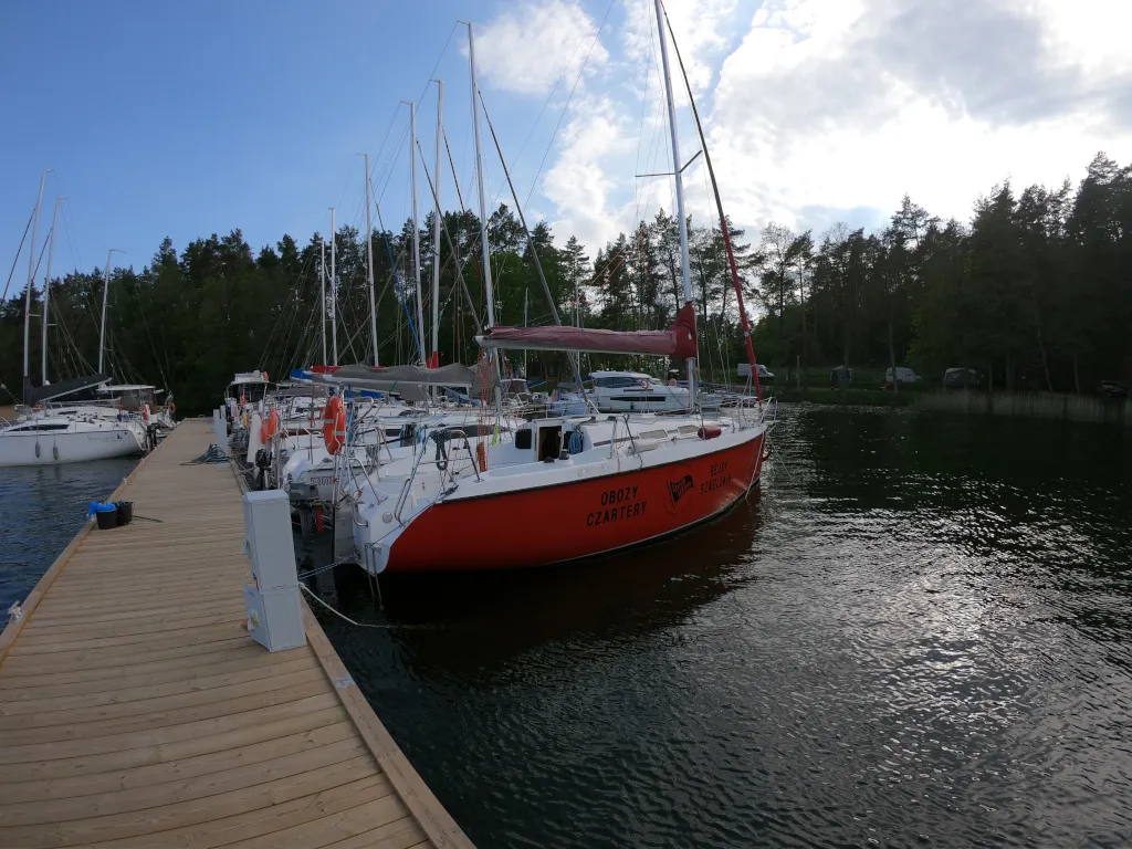 Nikczemnik Charter Boat - 1