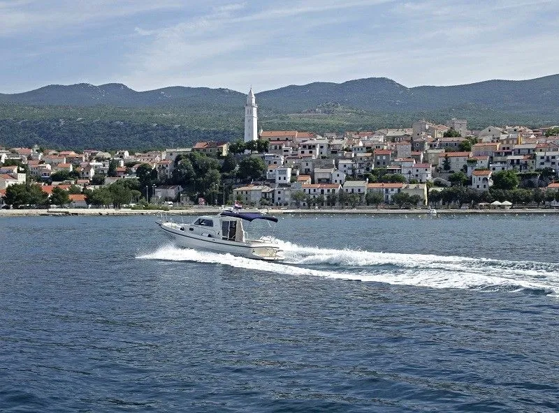 Fortuna Charter Boat