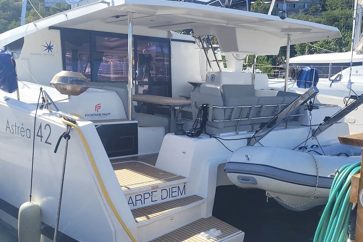Carpe Diem Charter Boat