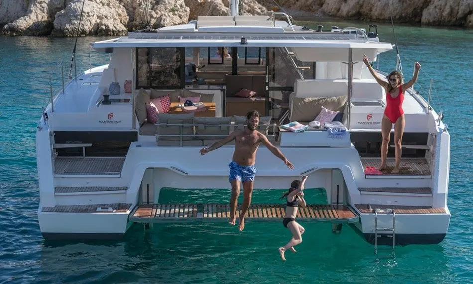 El Libertat Charter Boat