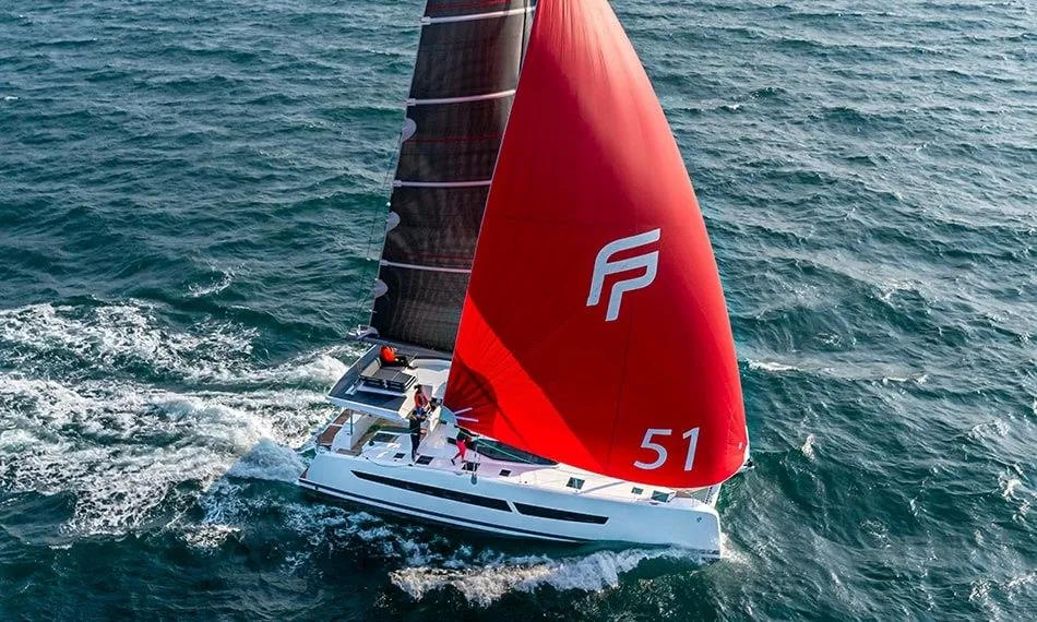 Eleonore et les Garcons Charter Boat