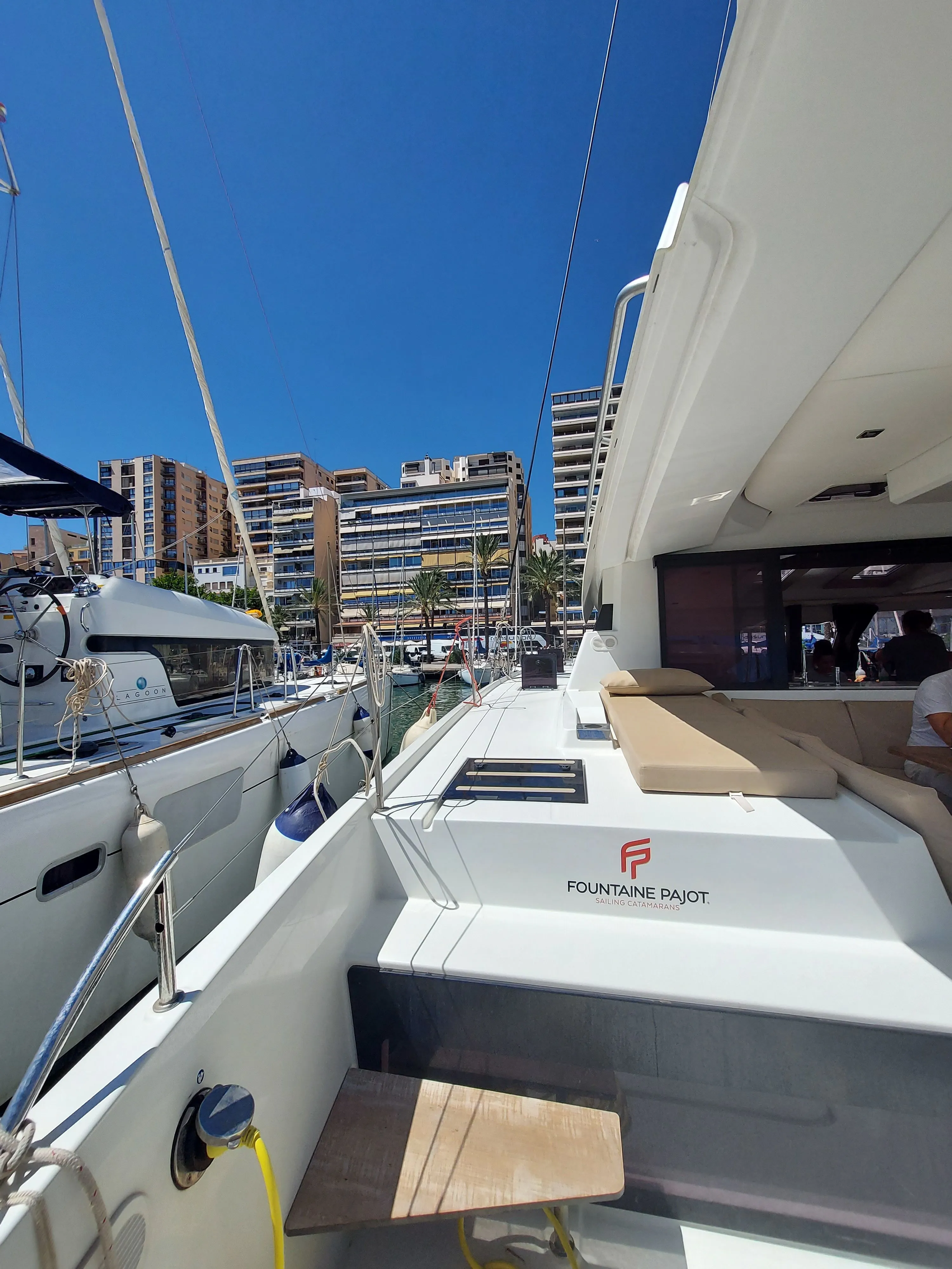 Rent a 13.45m Catamaran Fountaine Pajot Elba 45 in Palma de Mallorca